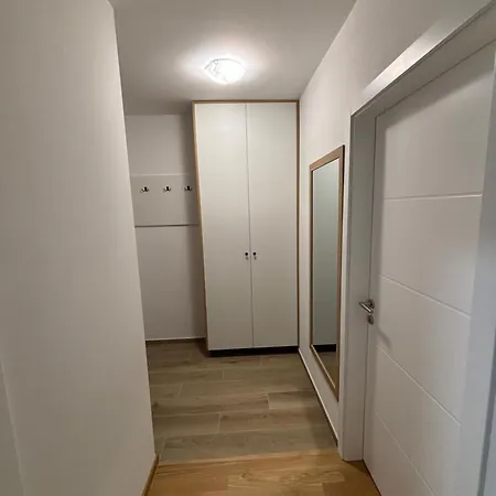 Stan Na Dan Simba Apartment *