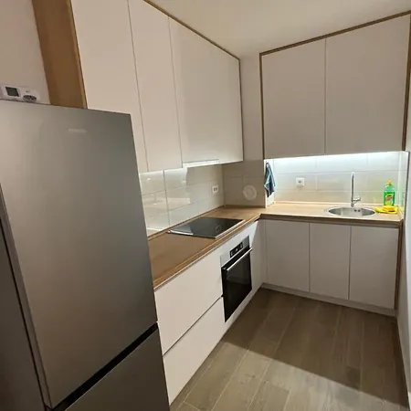 Stan Na Dan Simba Apartment Banja Luka